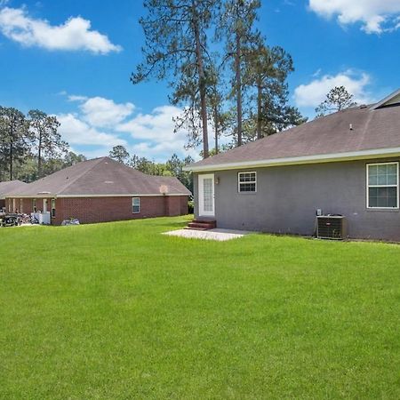 Charming Gray Home- 5 Mins From Gsu! Statesboro Exterior photo
