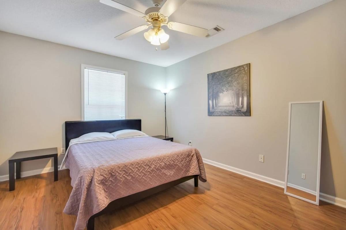 Charming Gray Home- 5 Mins From Gsu! Statesboro Exterior photo
