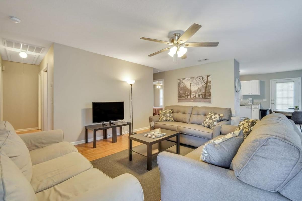 Charming Gray Home- 5 Mins From Gsu! Statesboro Exterior photo